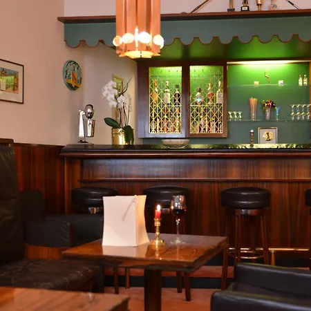 Anna Hotel