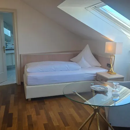 Anna Hotel 4*