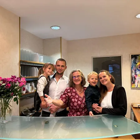 Hotel Anna 4*